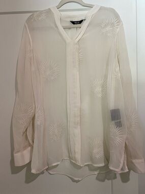 Simply Vera Vera Wang Ivory Sheer Embroidered Blouse